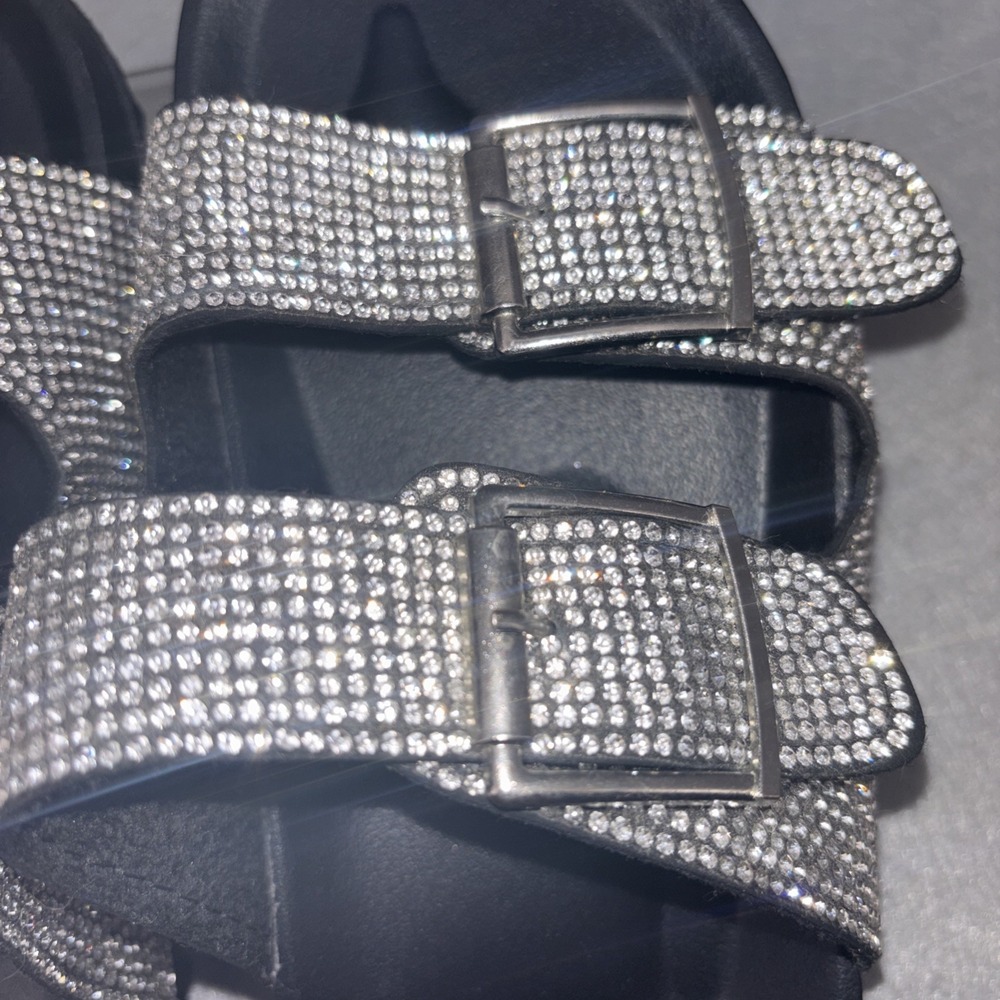 Madden Girl Women's Teddy-R Rhinestone and Black Footbed Sandals, Size 9 NWOB - Picture 11 of 13